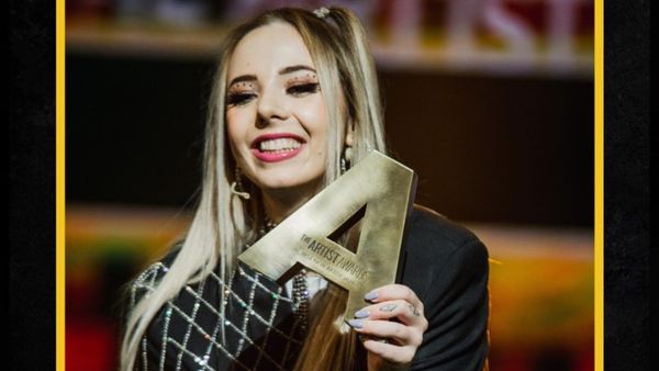 Olivia Addams a câștigat premiul „Best new artists” la The Artist Awards
