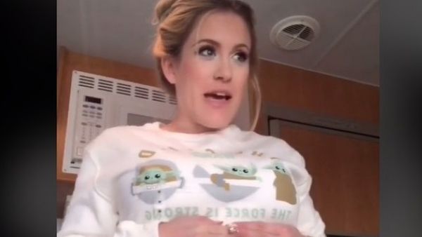 O femeie &icirc;nsărcinată a aflat că este...  din nou &icirc;nsărcinată! Cum este explicat fenomenul 