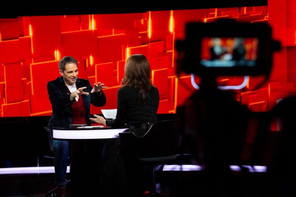 Dan Negru, următorul invitat la &bdquo;40 de &icirc;ntrebări cu Denise Rifai&rdquo;, marți, 12 ianuarie, de la ora 22:30, la Kanal D
