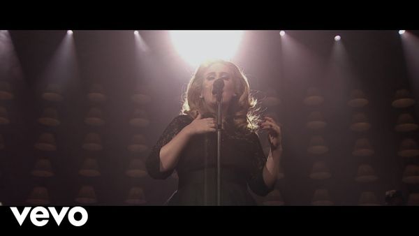 ADELE - Set Fire To The Rain