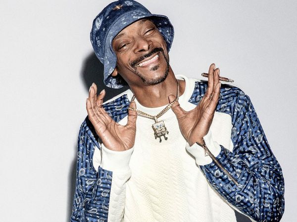 Viral! Snoop Dogg fumează pe muzica lui Florin Salam. Reacțiile internauților
