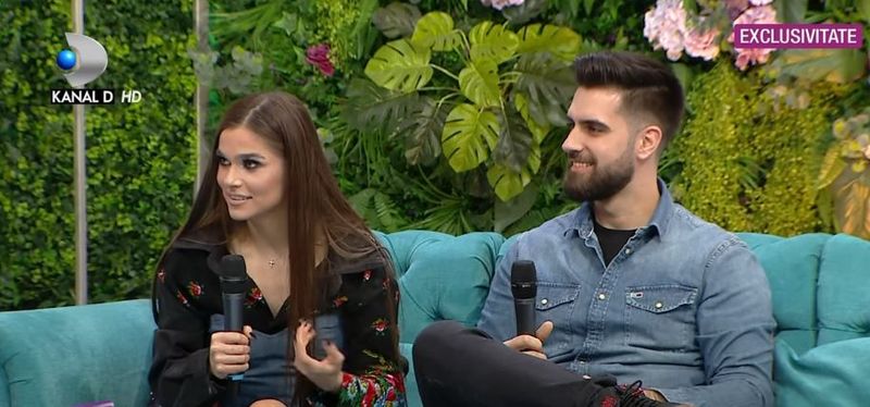 Theo Rose și Alex, iubitul ei