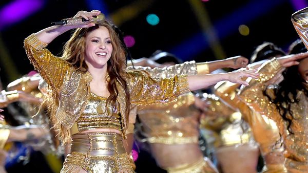 Shakira şi-a vândut catalogul muzical unei companii britanice de investiţii