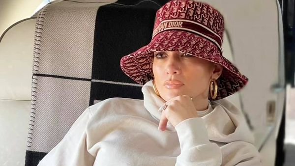 Jennifer Lopez a izbucnit pe internet după ce a fost acuzată că folosește „tone de botox”