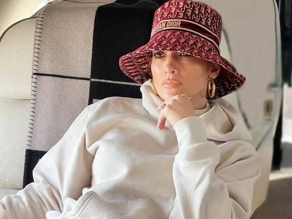 Jennifer Lopez a izbucnit pe internet după ce a fost acuzată că folosește &bdquo;tone de botox&rdquo;