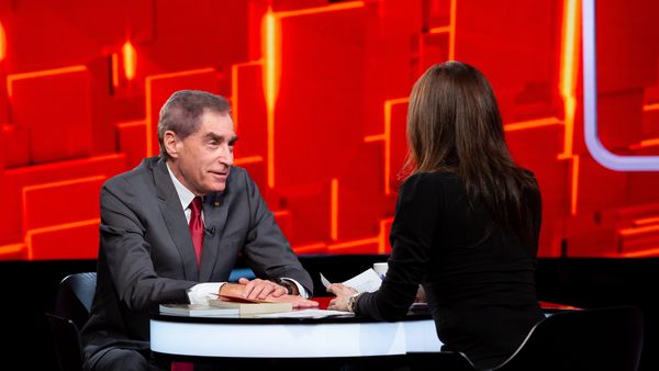 Petre Roman, următorul invitat, la &bdquo;40 de &icirc;ntrebări cu Denise Rifai&rdquo;