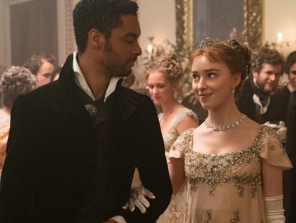 Bridgerton a devenit cel mai popular serial de pe Netflix. Cum au mulțumit producătorii