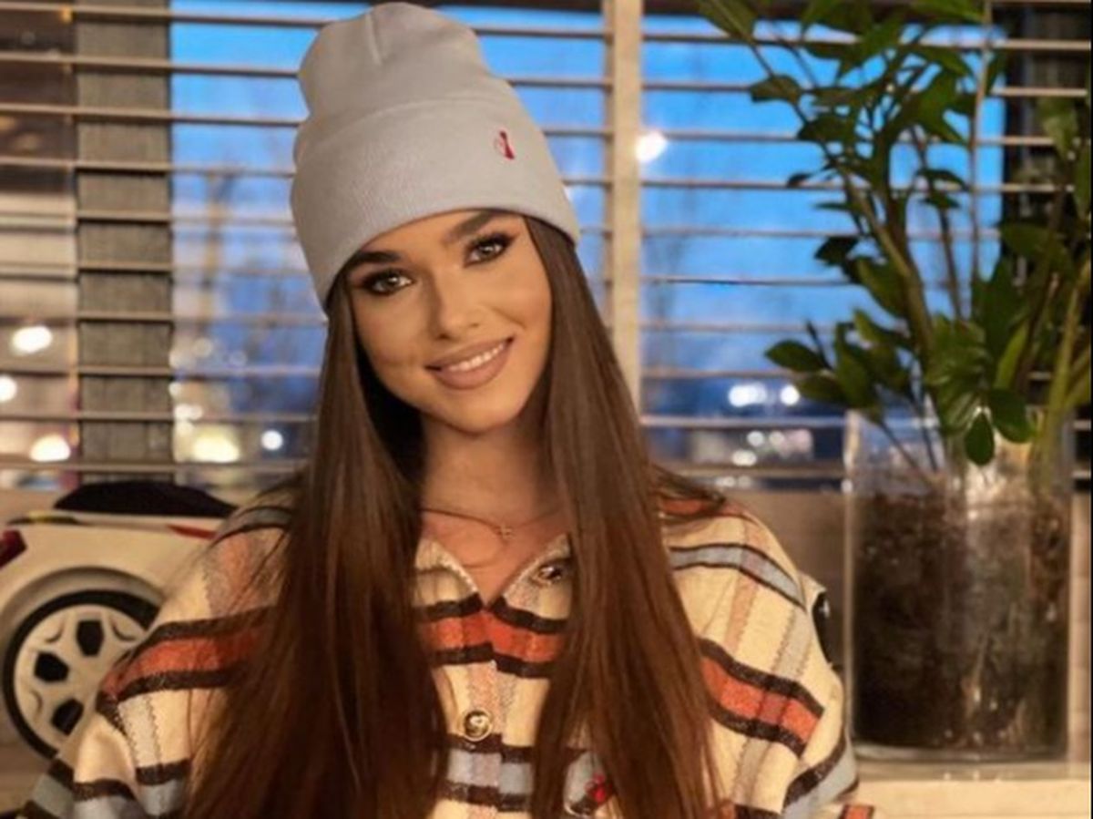  C&acirc;ți iubiți a avut Theo Rose