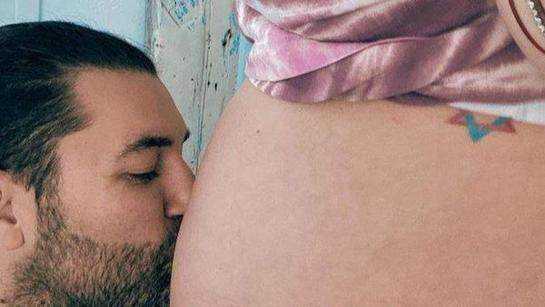 Smiley, fotografie emoționantă cu Gina Pistol: „Dimineața cu fetele mele”