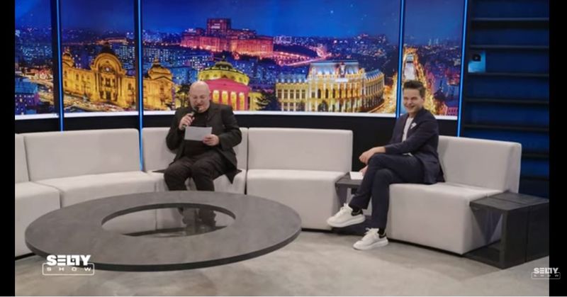 Bebe Cotimanis recită versurile din „Sirenele”