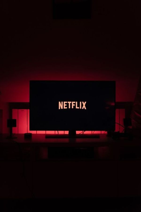Șase filme și seriale care apar săptăm&acirc;na aceasta pe Netflix