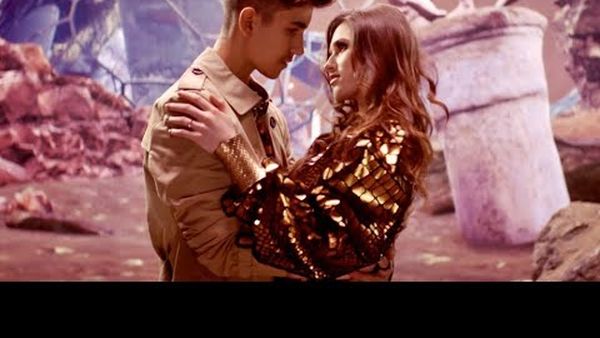 SEBASTIAN DOBRINCU AND IOANA IGNAT - Inima Naiva