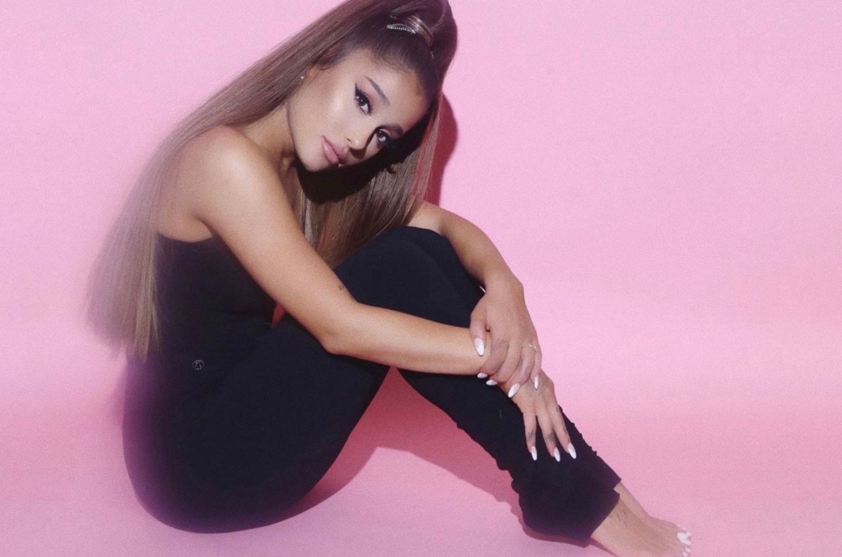 Ariana Grande a lansat &bdquo;Positions: Deluxe Edition&rdquo;