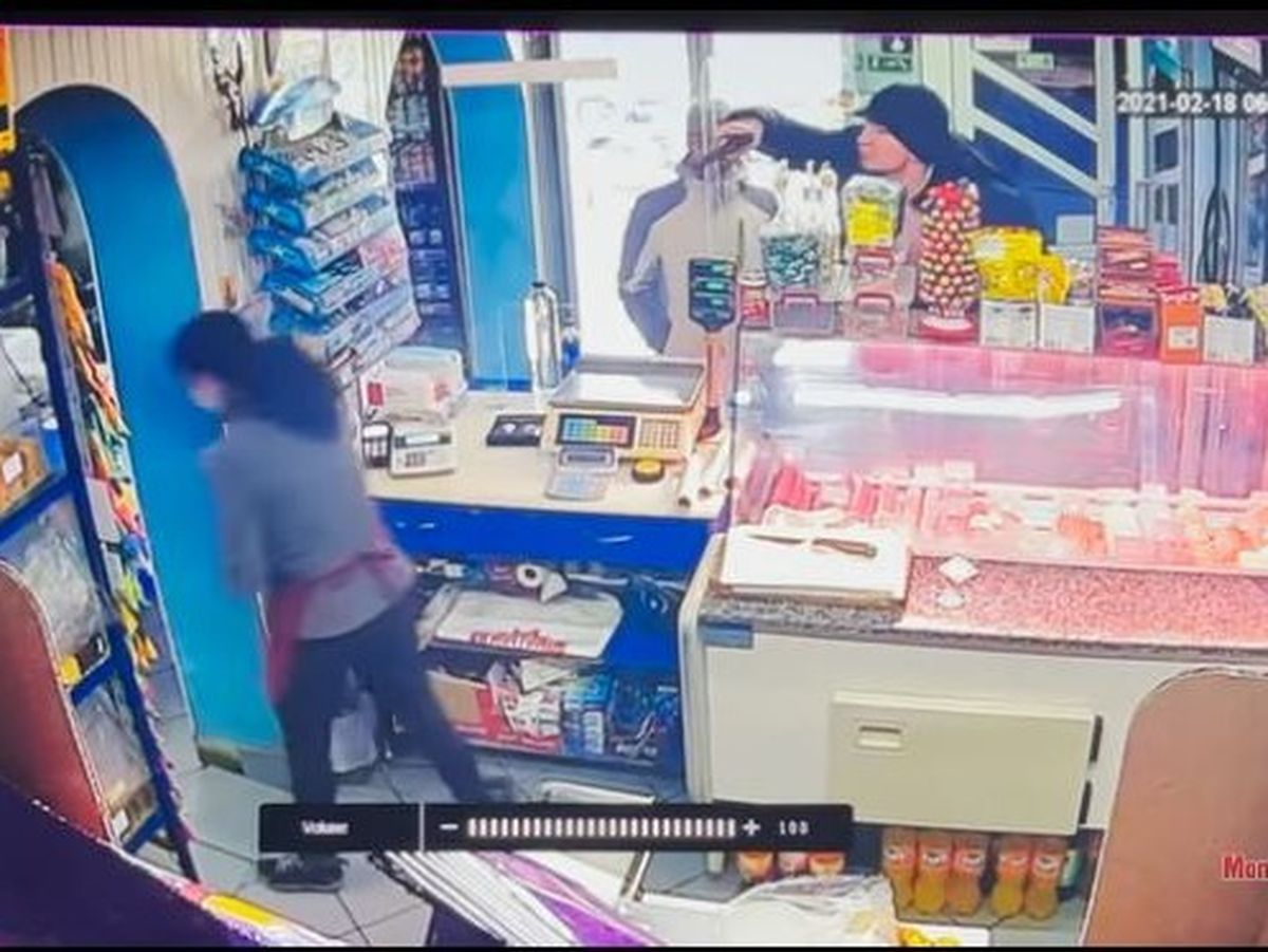 O vânzătoare din Suceava, amenințată de un bărbat care voia două iaurturi