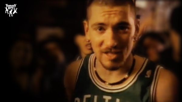 HOUSE OF PAIN - Jump Around
