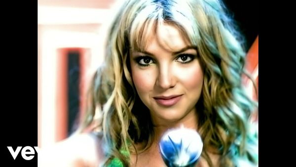 BRITNEY SPEARS - Crazy