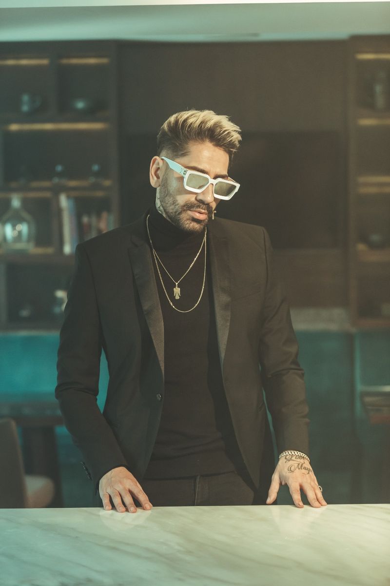 AVA și Connect-R au lansat single-ul „Emoții”