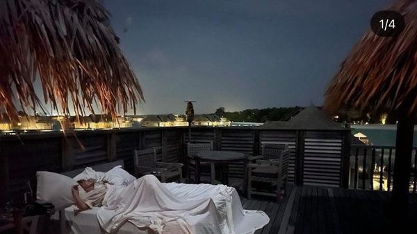 Delia și soțul ei au dormit sub cerul liber în vacanță. Care sunt primele lor impresii