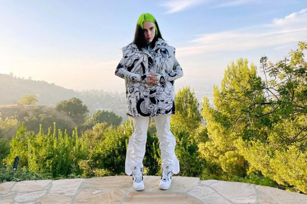 Billie Eilish a &icirc;nregistrat un album &icirc;n pandemiei și recunoaște că asta nu ar fi fost posibil &icirc;nainte