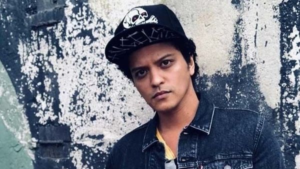 Album nou de la Bruno Mars! Artistul a pus bazele unei trupe alături de Anderson Paak