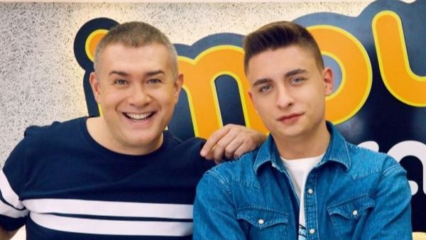 Radu Țibulcă și Orlando Ivan, moment emoționant! Prezentatorii matinalului „Scularea” și-au sunat mamele în direct: ”Îți mulțumesc pentru tot”