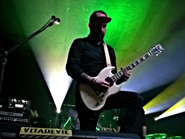Trupa Vița de Vie marchează 25 de ani de carieră! Membrii trupei au lansat un joc personalizat, &icirc;nsoțit de o coloană sonoră &icirc;n 8 biți