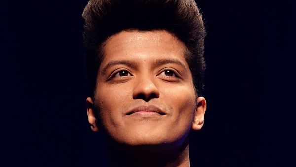 Videoclipul &ldquo;Grenade&rdquo;, al lui Bruno Mars, a depășit 1 miliard de vizualizări pe YouTube