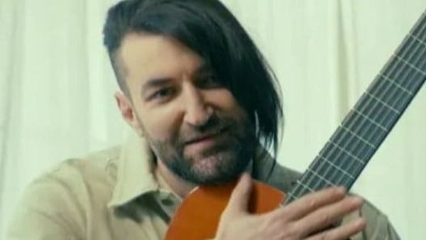 Smiley a lansat o piesă nouă după ce a devenit tată: „Până la tine”