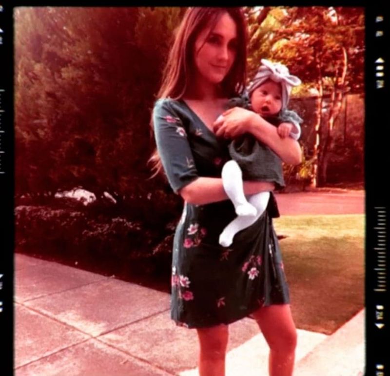 Dulce Maria din trupa RBD a publicat prima fotografie cu fetița ei