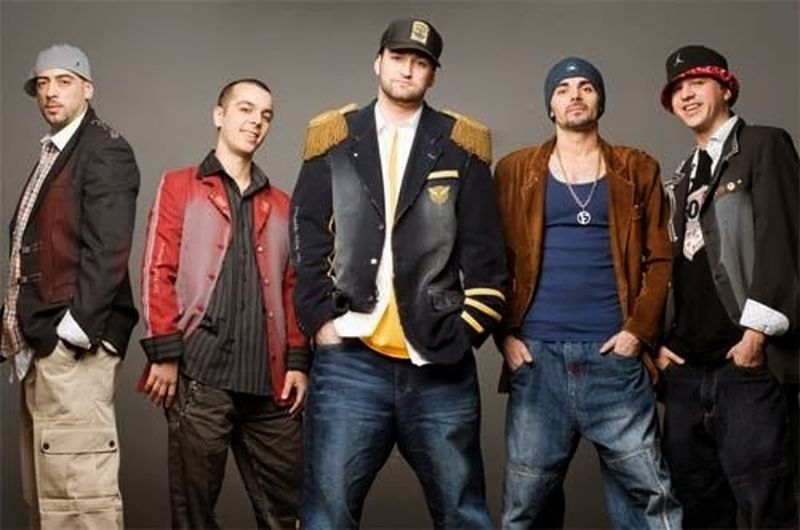 Imagini pierdute cu Smiley. Cum arăta cântărețul pe vremea când făcea parte din trupa Simplu