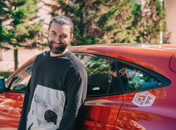 Imagini pierdute cu Smiley. Cum arăta c&acirc;ntărețul pe vremea c&acirc;nd făcea parte din trupa Simplu