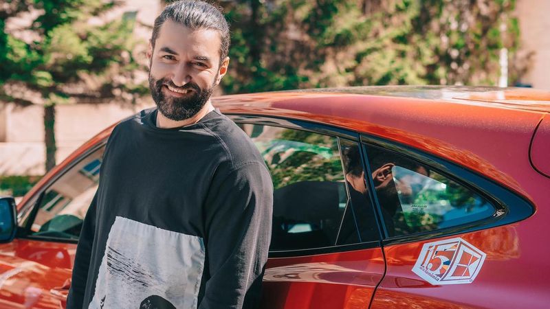 Imagini pierdute cu Smiley. Cum arăta c&acirc;ntărețul pe vremea c&acirc;nd făcea parte din trupa Simplu