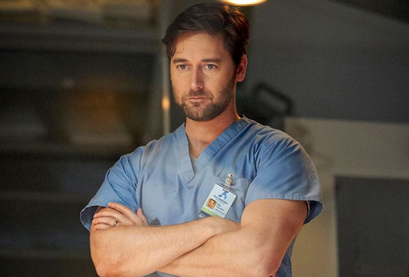 Este sau nu New Amsterdam noul serial care să te facă să uiți de Anatomia lui Grey