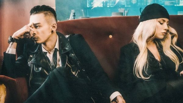 Juno și Jo au făcut cuplu și &icirc;n videoclipul melodiei &bdquo;Mă mai ia&rdquo;