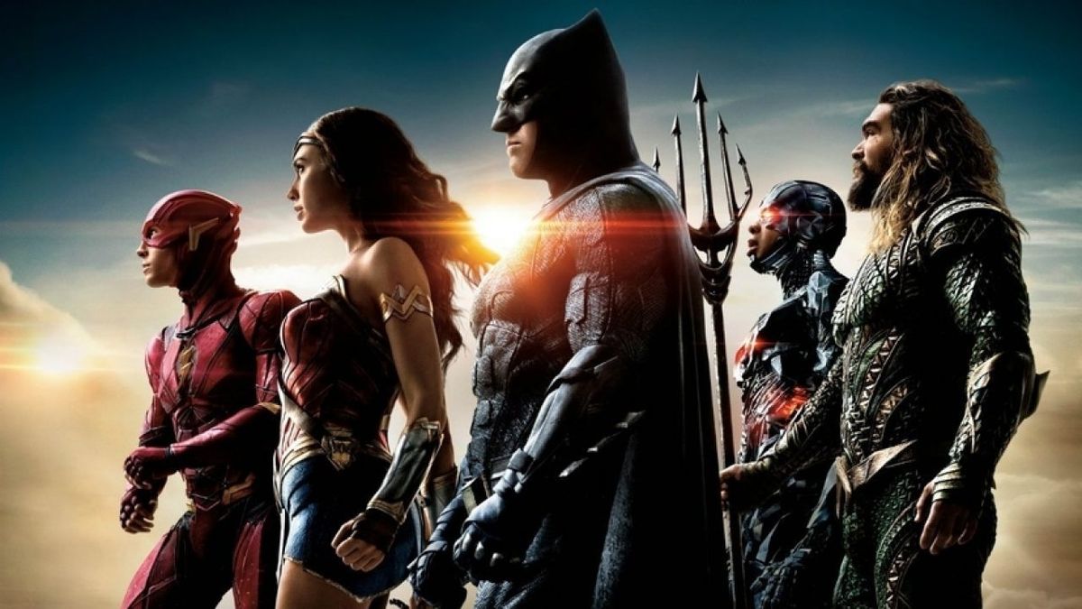 Merită sau nu să te uiți la Zack Snyder Justice League. Filmul durează 4 ore și e disponibil pe HBO