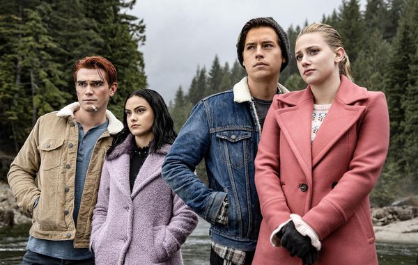 C&acirc;ți bani &icirc;ncasează actorii din Riverdale pentru un singur episod