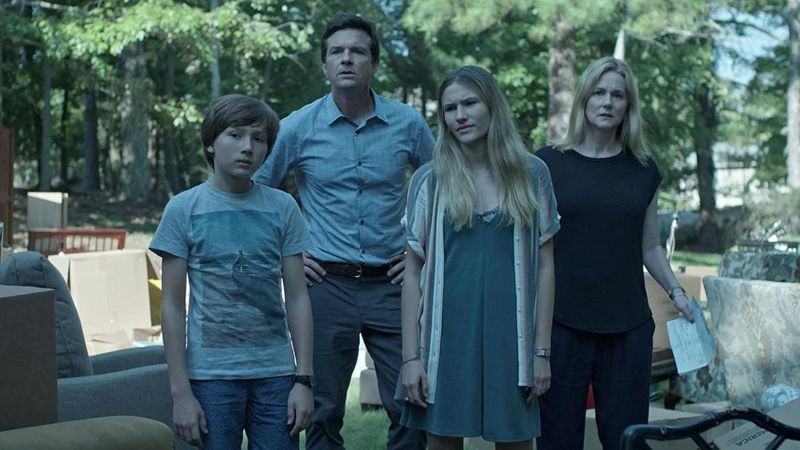 C&acirc;nd apare sezonul 4 al serialului Netflix Ozark