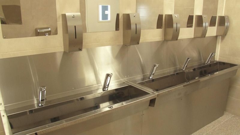 Cea mai scumpă toaletă din România se găsește la Pitești!