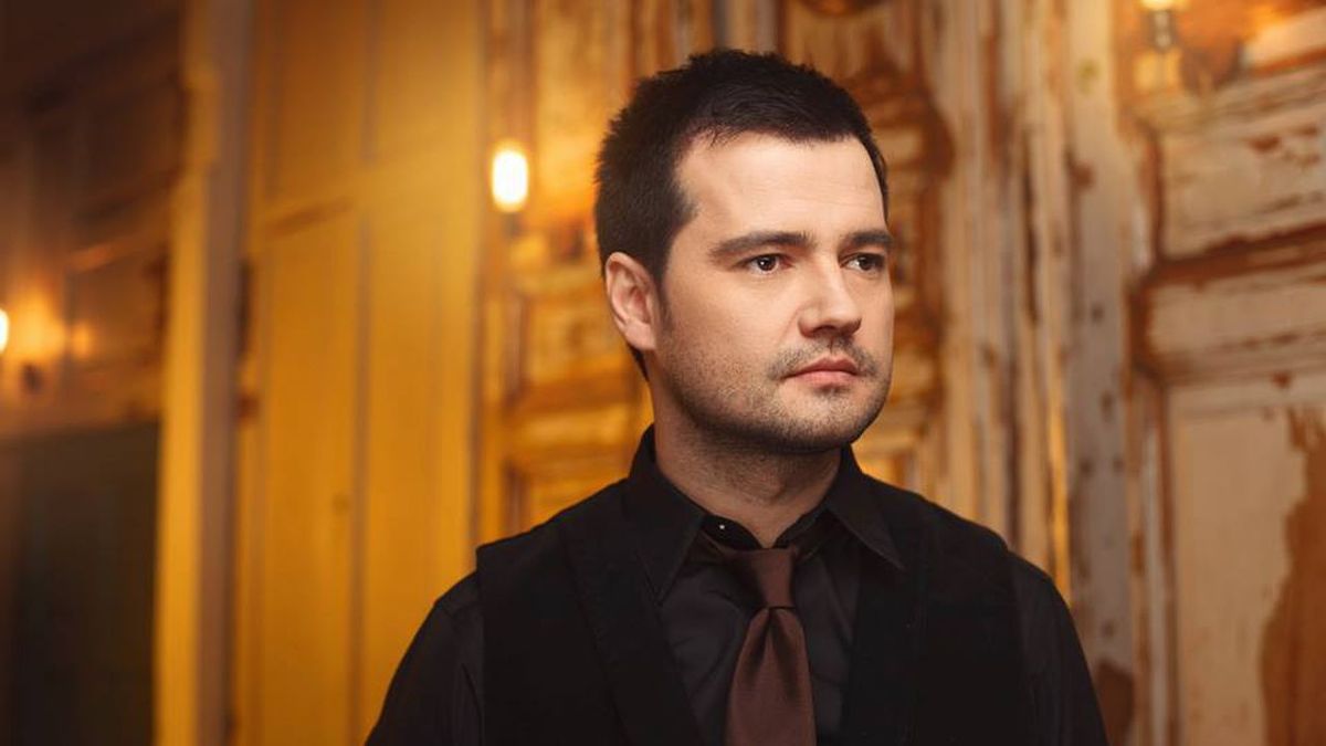 Ce studii are, de fapt, liderul trupei 3 Sud Est,  Laurentiu Duţă