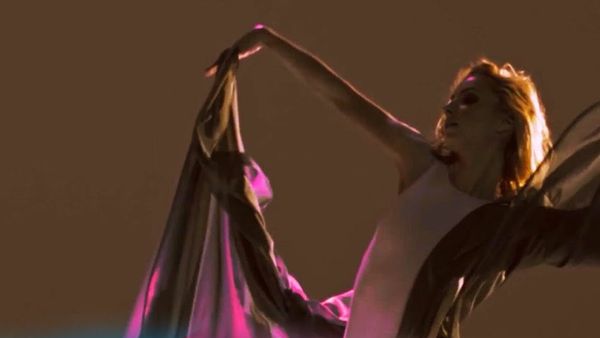 Direcția 5 a lansat videoclipul piesei &bdquo;Tot ai să vii&rdquo;