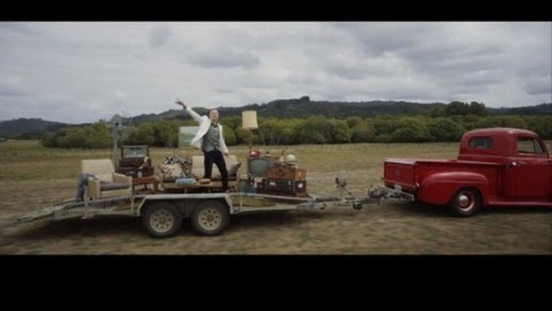 MACKLEMORE & RYAN LEWIS & RAY DALTON - Can't Hold Us