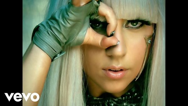 LADY GAGA - Poker Face