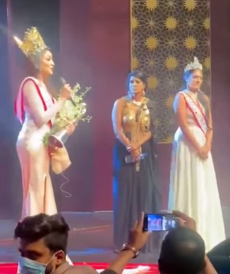 Concurentele „Miss Sri Lanka” s-au încăierat pentru coroană