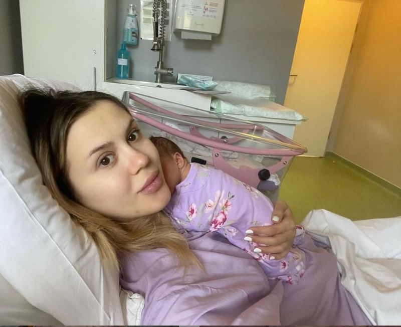 Emily Burghelea a născut!