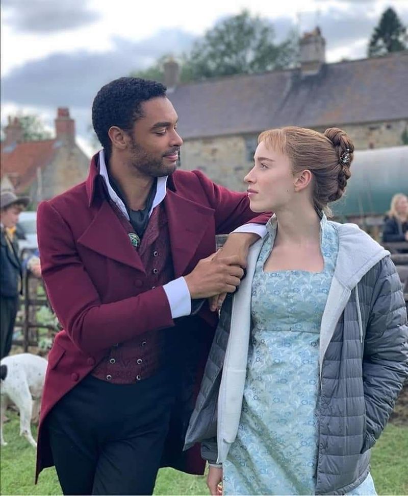 NETFLIX: Serialul „Bringerton” continuă cu sezoanele 3 și 4