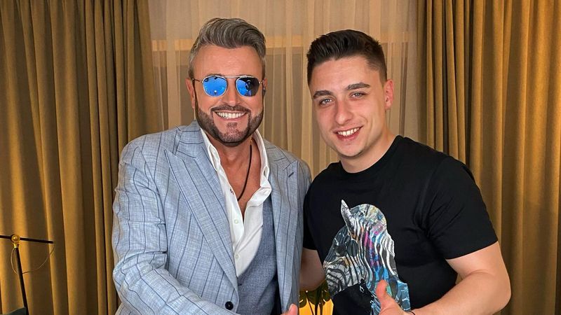 Cătălin Botezatu, mărturii incendiare despre educația oferită de mama sa: &bdquo;Dacă nu spuneam `sărut m&acirc;na`...&rdquo;
