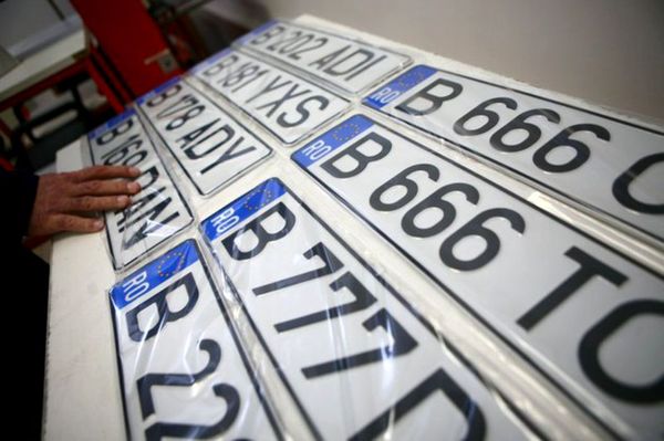 Ce preț are &icirc;ntregul proces al &icirc;nmatriculării unei mașini