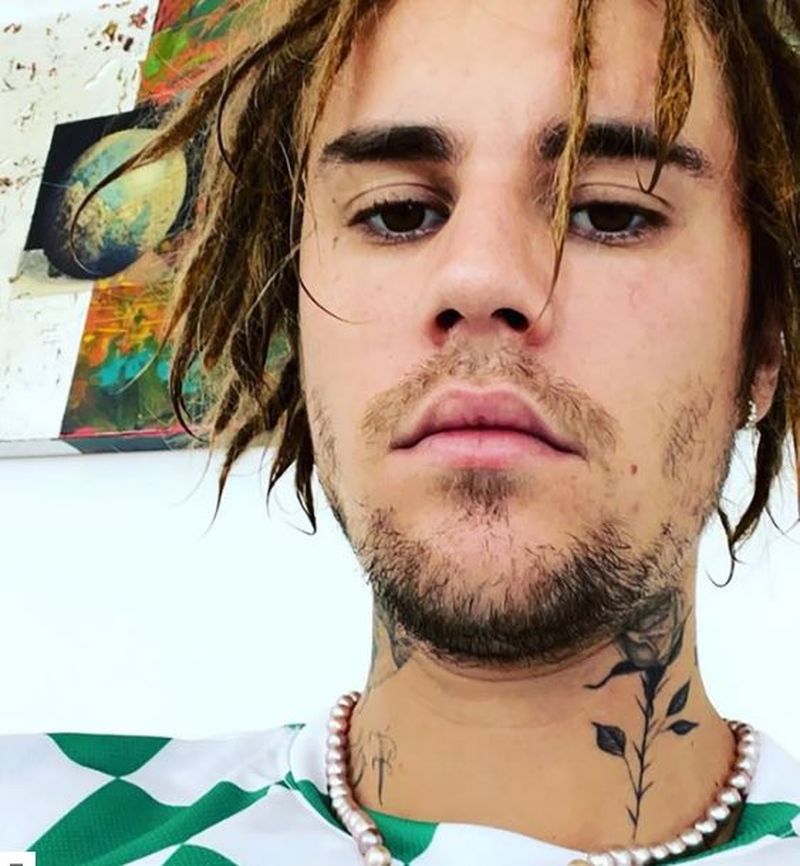  Justin Bieber, o nouă schimbare de look controversată 
