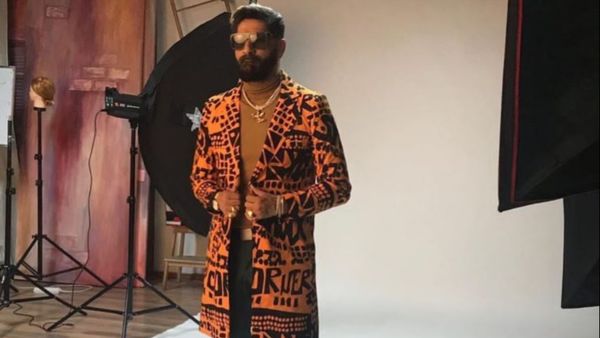 Connect-R a lansat ”Culoare”, o melodie cu un mesaj profund. Videoclipul a fost filmat cu telefonul