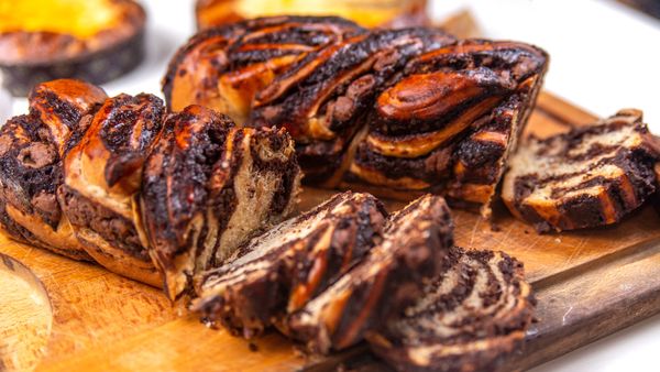 Ce program au marile centre comerciale de Paște și 1 mai. Orarul pentru zilele de 1, 2 și 3 mai